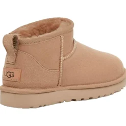 Chaussures UGG W Classic Ultra Mini Sand