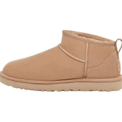 Chaussures UGG W Classic Ultra Mini Sand