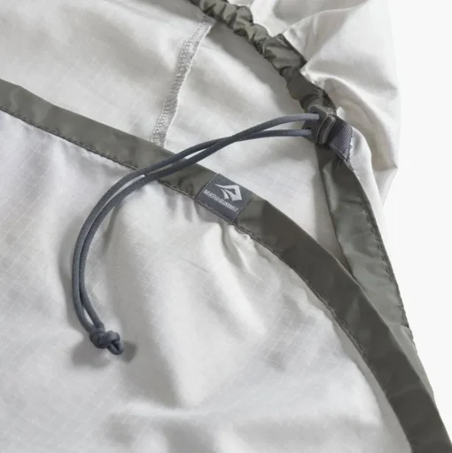 Drap de sac Sea To Summit Silk Blend Rectangular w/ Pillow Sleeve Light Grey