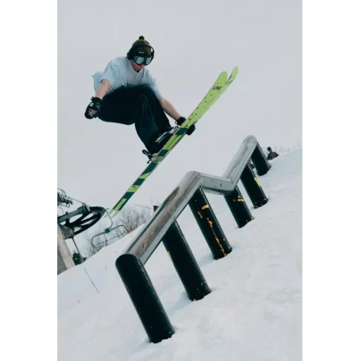 Ski Line Sakana