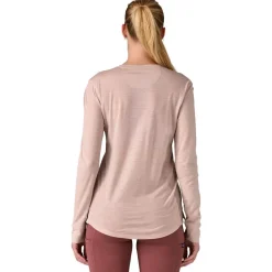 Tee-shirt de rando Patagonia W's Long-Sleeved Capilene Cool Merino Graphic Shirt Fitz Roy Strata Shroom Taupe